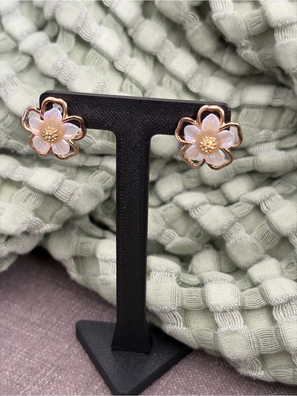 Iridescent White Flower Stud Earrings Gold-Tone Layered Petals